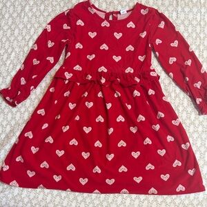 Old Navy Valentine’s Red Heart Pattern Kids Dress 5T (with stains)